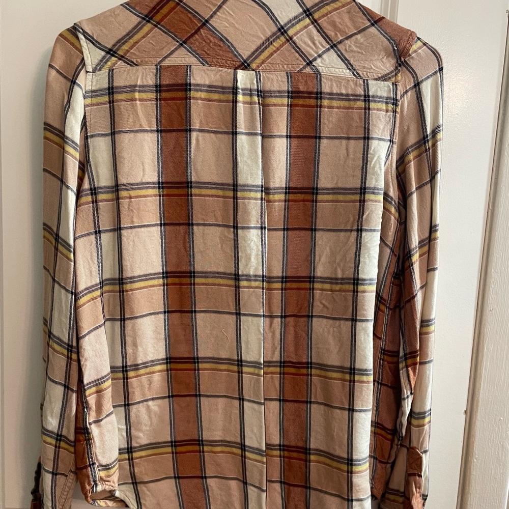Universal Thread Plaid Button Down Shirt - Picture 2 of 3